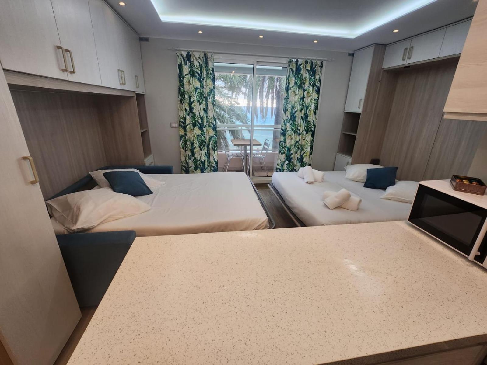Bluemarine, Studio Vista Mare Mentone Esterno foto